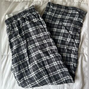Woman’s lounge/pajama pants